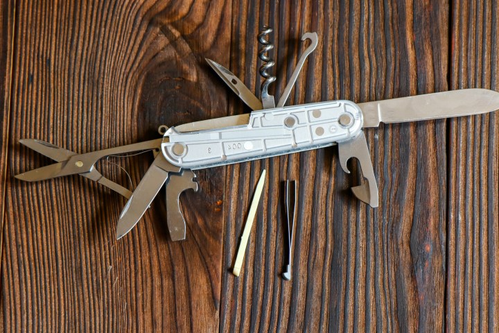 LAKE LUCERNE & SWISS KNIFE VALLEY TOUR