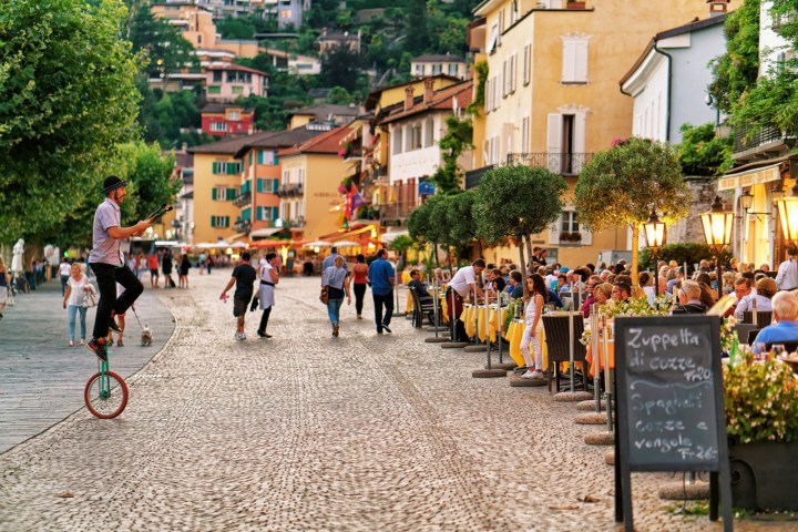 BELLAGIO, LAKE COMO, & LUGANO FROM MILAN